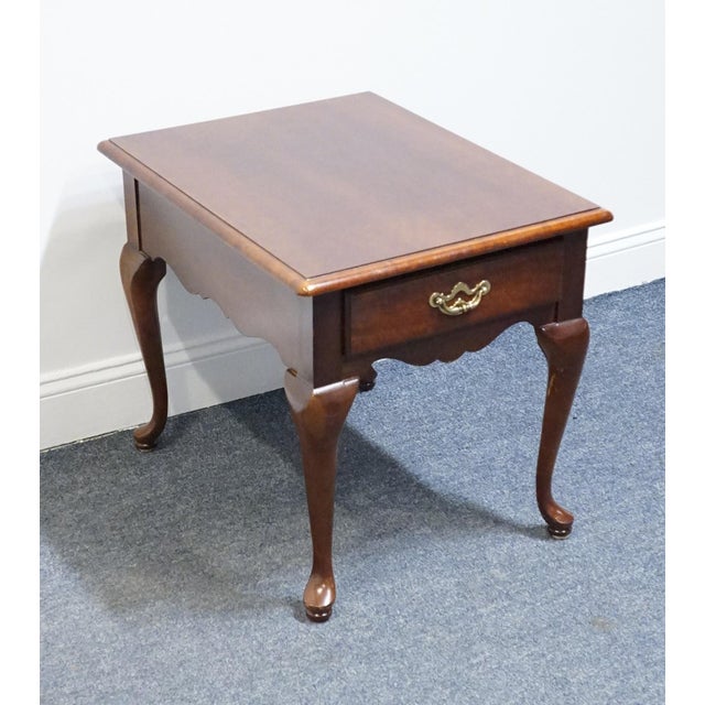Thomasville Thomasville Furniture Collector's Cherry Traditional Style 21" Accent End Table 10131-210 For Sale - Image 4 of 15