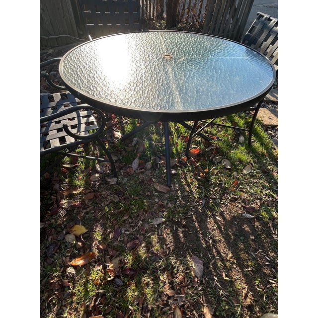 American Vintage Brown Jordan Patio Set Table & 4 Chairs , Attributed For Sale - Image 3 of 6