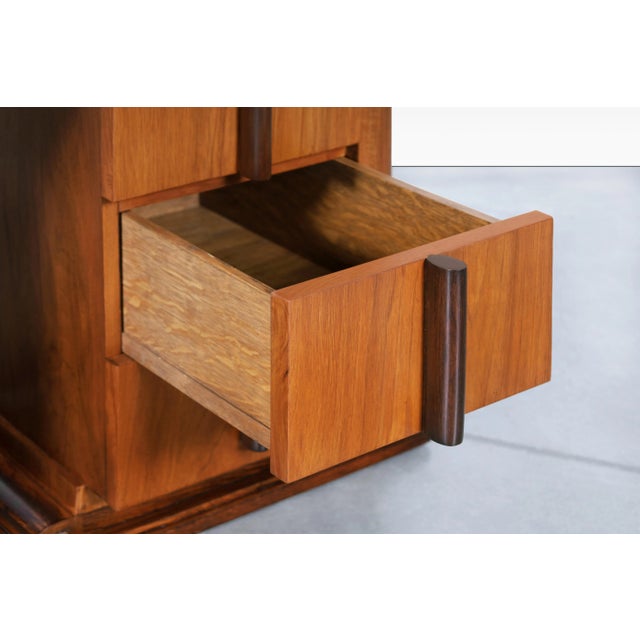 Vintage American Art Deco Walnut and Rosewood Executive Desk, 1930s For Sale In Los Angeles - Image 6 of 12