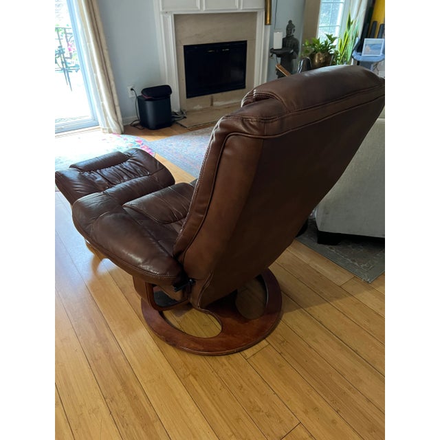 1980s Scandinavian Style Recliner and Ottoman For Sale - Image 4 of 5