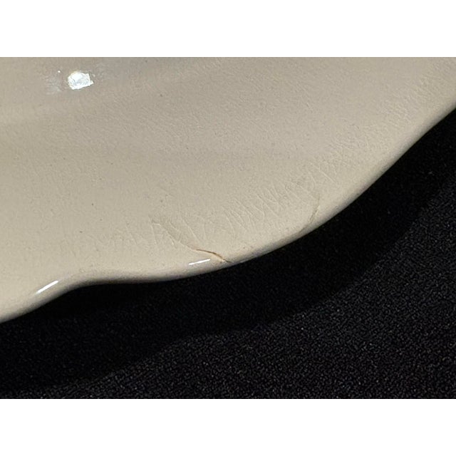 Early 20th Century Dessert Plates Depicting English Cathedrals Created by Josiah Wedgwood for the London & North Eastern Railway For Sale - Image 9 of 9