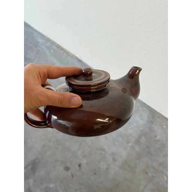 Mid-Century Modern 1960s Danish Knabstrup Keramik Teapot – Vintage Mid-Century Scandinavian Modern Brown Glazed Ceramic For Sale - Image 3 of 8