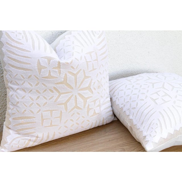 1990s Jaisalmer Star, Pair of White Appliqué Pillow Covers For Sale - Image 5 of 7