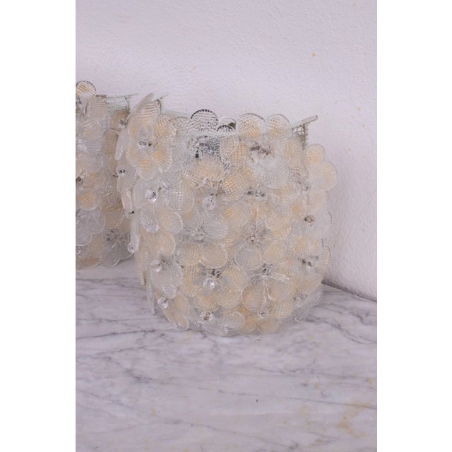 Italian Set of 2 Gold Murano Glass Wall Light Flower by Seguso, 1960 For Sale - Image 3 of 11