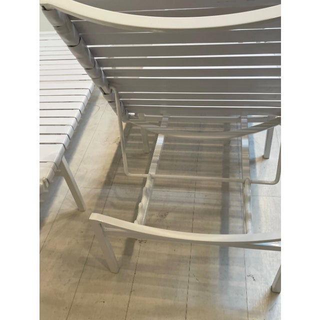 Pair of Mid Century Outdoor Patio Chaise Lounge Chairs Attributed to Brown Jordan Regent For Sale In Los Angeles - Image 6 of 8