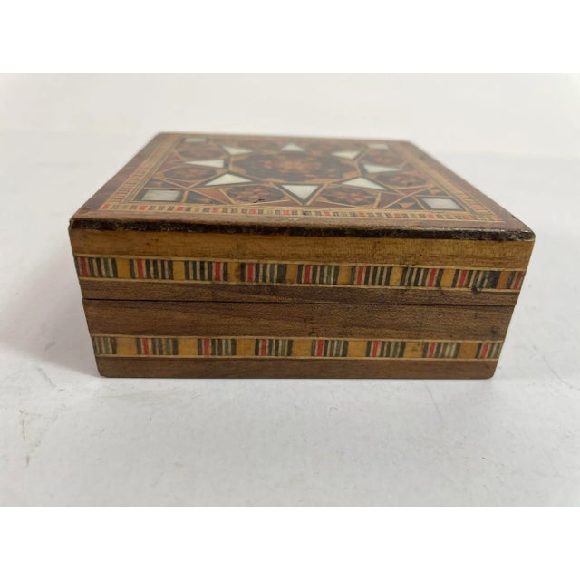 Vintage Middle Eastern Moorish Inlaid Marquetry Mosaic Box For Sale - Image 4 of 12
