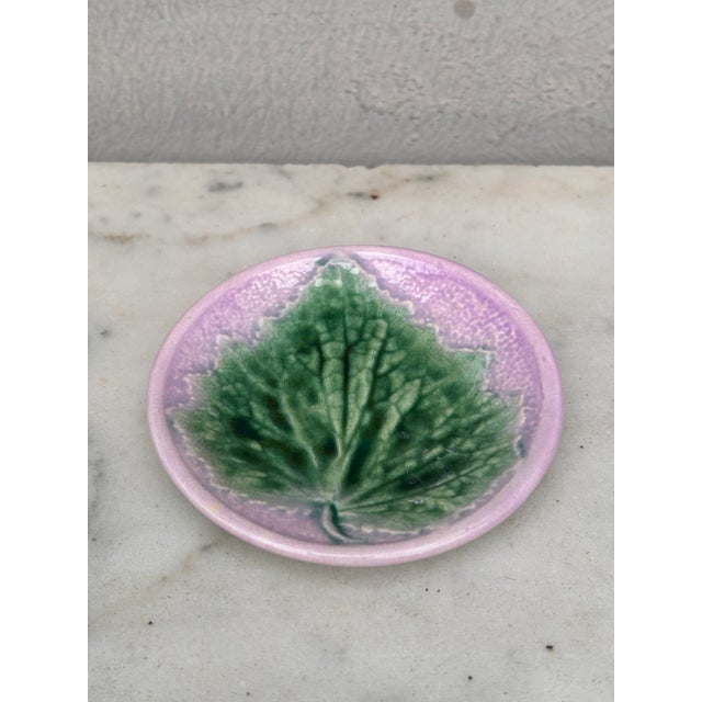 Etruscan Majolica leaf butter pat circa 1890.