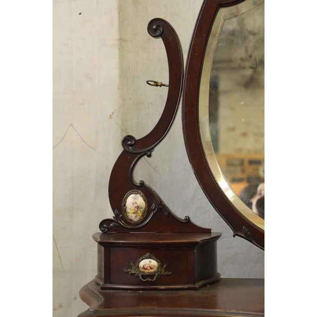 Wood 20th Century Queen Anne Mahogany Tall Dresser For Sale - Image 7 of 12