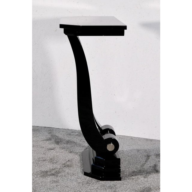 Art Deco Console in Black High-Gloss Lacquer with Chrome, 1930s, in Restored conditions. Designed 1920 to 1949