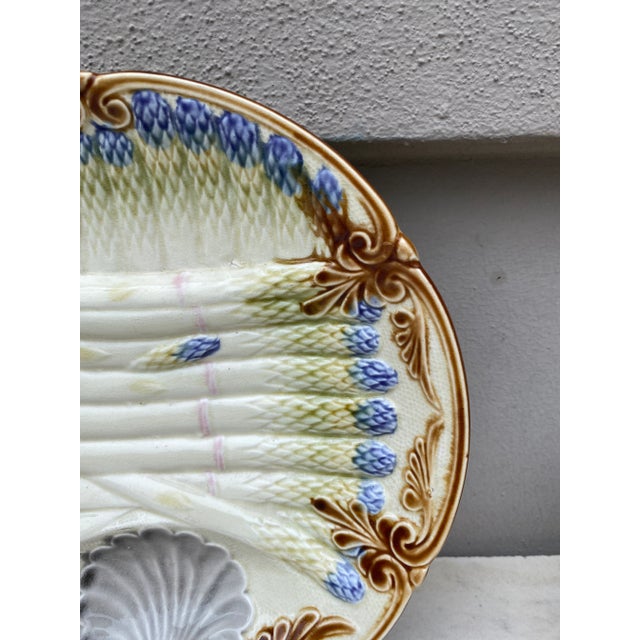 Late 19th Century French Majolica Asparagus Plate Onnaing, Circa 1890 For Sale - Image 5 of 8