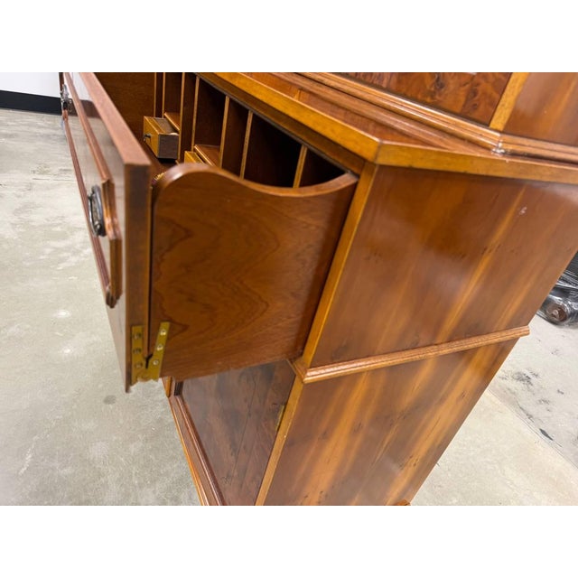 Vintage Geogre II Styl Bured Wood Yew Wood 2 Part Bookcase and Secretary Desk For Sale - Image 14 of 18