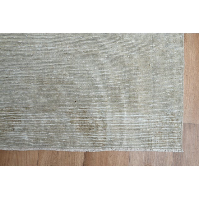 1970s Vintage Handmade Wool Cotton Turkish Beige Area Rug For Sale - Image 10 of 11