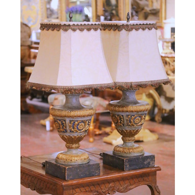 Italian Pair of Mid-Century Italian Carved and Painted Urn Form Table Lamps For Sale - Image 3 of 12
