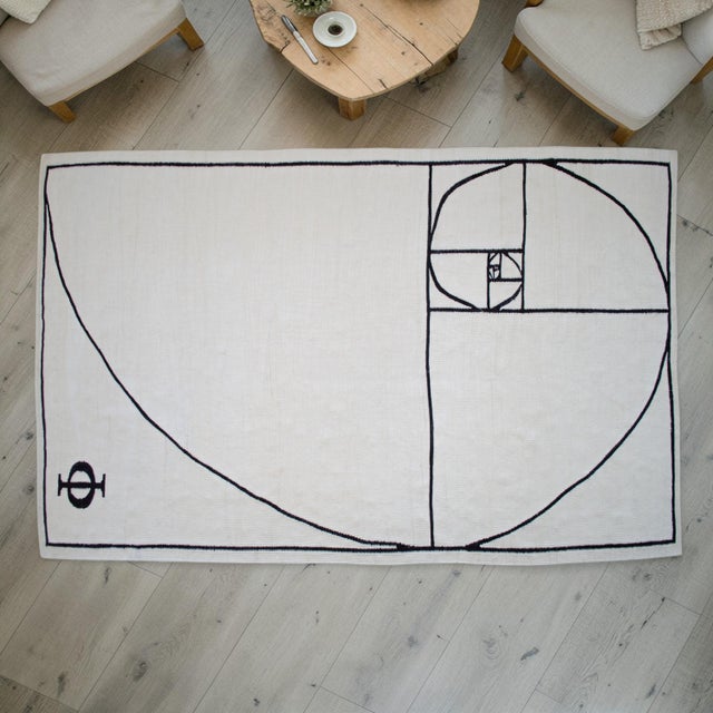 Fibonacci - Golden Ratio Themed Silk Hand Woven Area Rug Kilim Wall Rug 4′11″ × 6′7″ For Sale - Image 4 of 15