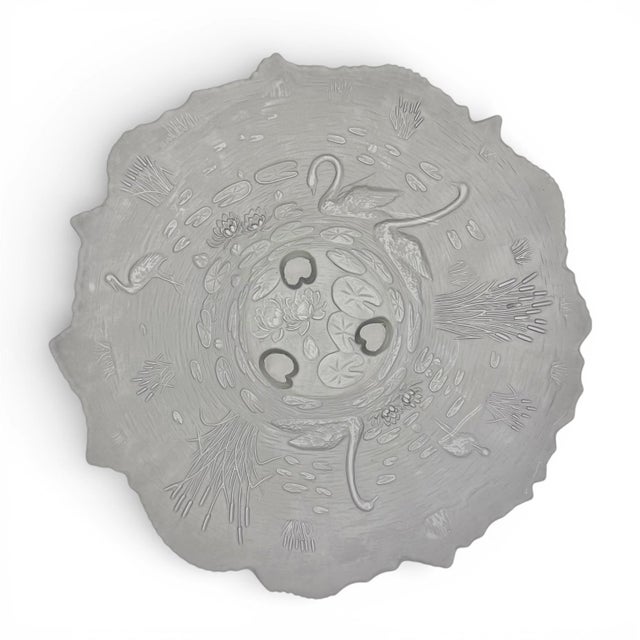 Coastal Frosted Glass Console Footed Bowl by Cambridge in the “Everglades” Pattern, Circa 1940 For Sale - Image 3 of 11