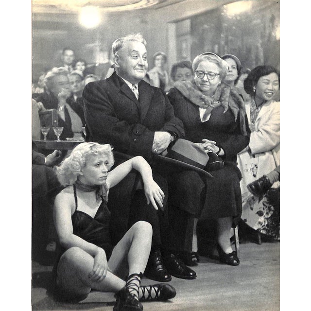 White "Robert Doisneau's Paris" 1956 Cendrars, Blaise [Preface] For Sale - Image 8 of 12