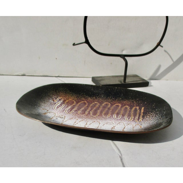 MCM Enamel Tray on Display Stand For Sale - Image 4 of 4