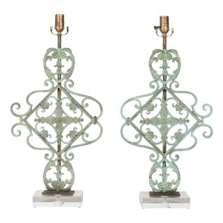 Italian Bronze Midcentury Table Lamps with Scrolling Motifs, on Lucite Bases For Sale