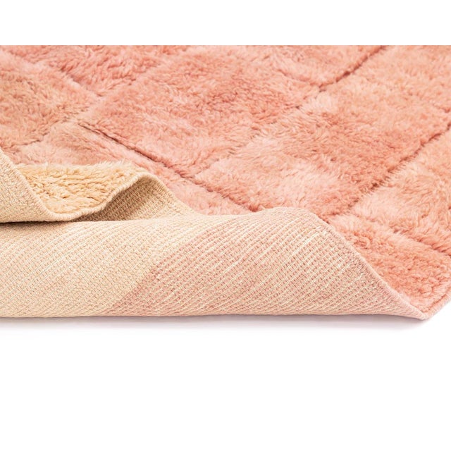 2020s Soft Ombre Grid Hand-Knotted Moroccan Wool Rug | 8'1" X 5'5" | One of a Kind For Sale - Image 5 of 7