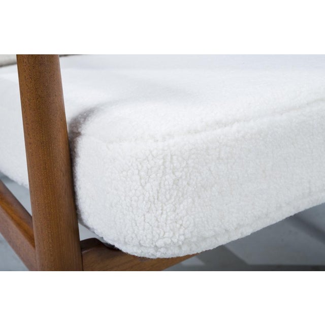 Set of Mid-Century Danish Lounge Chair And Ottoman in Teak and Wool Boucle by Arne Vodder for France & Søn, 1960s For Sale - Image 13 of 18