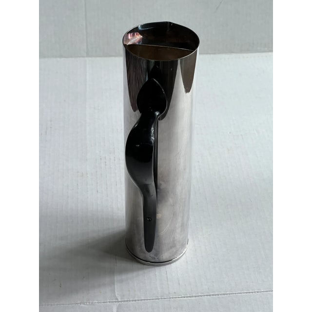 1950s Vintage 1959 Mid-Century Silver-Plate Cocktail Pitcher by Gorham Silversmith Co., by D. H. Colflesh For Sale - Image 5 of 5