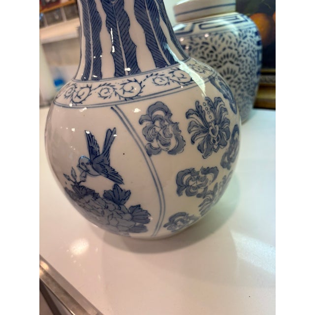 Mottahedeh Vintage Blue & White Chinese Porcelain Chinoiserie Vase With Pagoda Landscape Motifs For Sale - Image 4 of 13