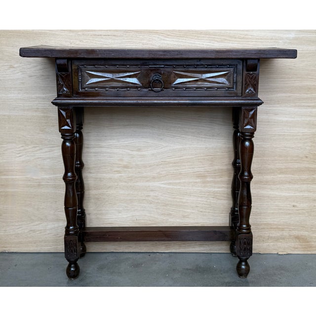 Spanish Early 20th Narrow Catalan Spanish Carved Walnut Console Table With Drawer For Sale - Image 3 of 8