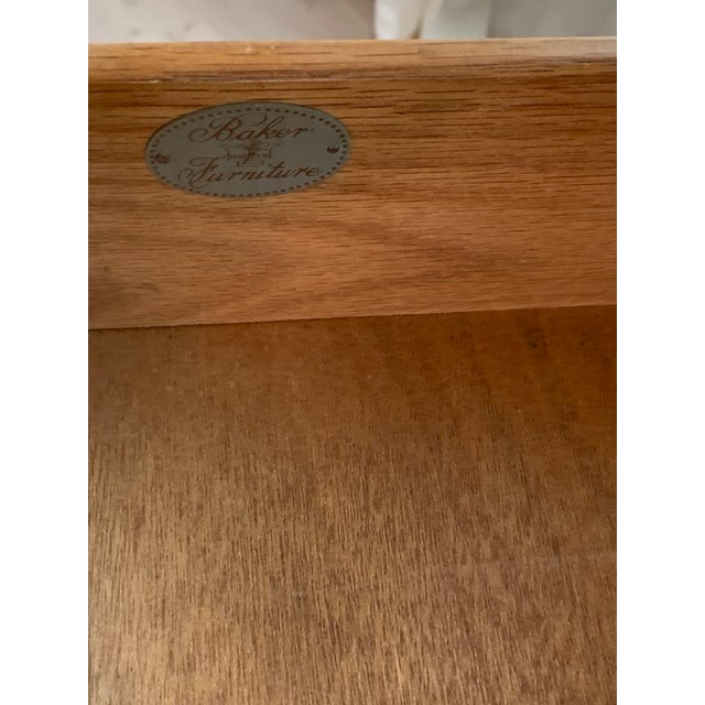 1980s Baker Furniture Georgian Style Bachelor Five Drawer Chest For Sale - Image 9 of 12