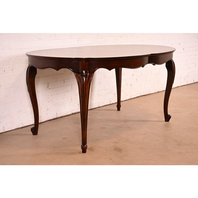 Baker Furniture Style French Provincial Louis XV Carved Cherry Wood Extension Dining Table | Newly Refinished For Sale - Image 10 of 17