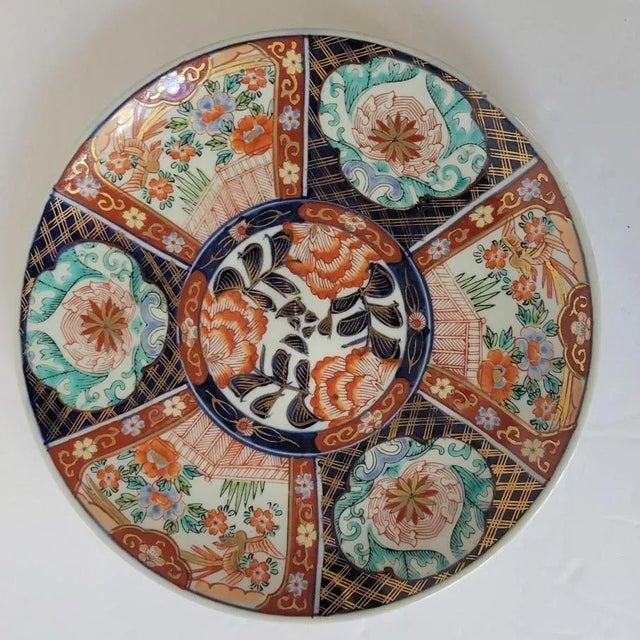 Mid 20th Century Hand-Painted Japanese Imari Porcelain Plate, 10-Inch For Sale - Image 5 of 5