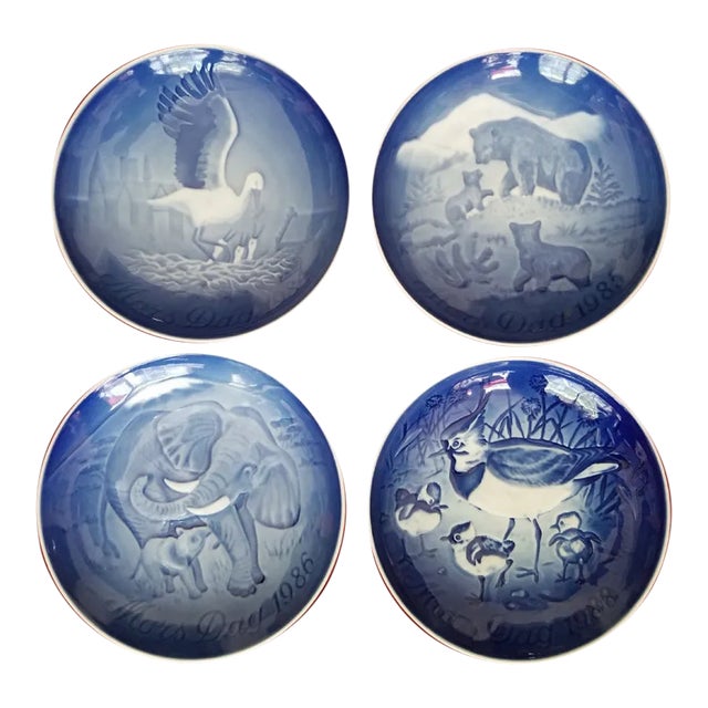 1980s Vintage Bing and Grondahl Porcelain Mother's Day Decorative Plates - Set of 4 For Sale