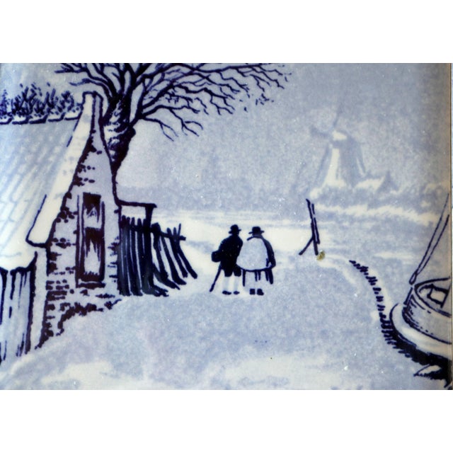 AK Dutch Delftware Hand Painted Vintage 1960s Delft Blue and White Tile Cheese Board For Sale - Image 4 of 12