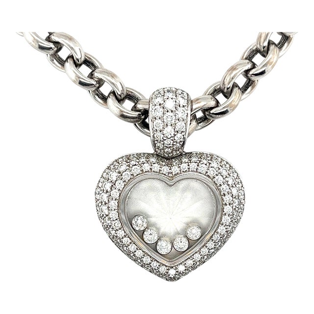 Chopard Happy Diamond 18k White Gold Heart Shape Pendant Necklace For Sale