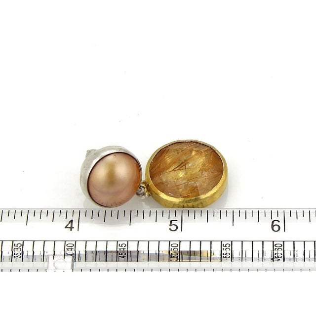 Mid 20th Century Pair of Gurhan Red Agate Mabe Pearls Sterling Silver & 24k Overlay Gold Earrings For Sale In Miami - Image 6 of 7