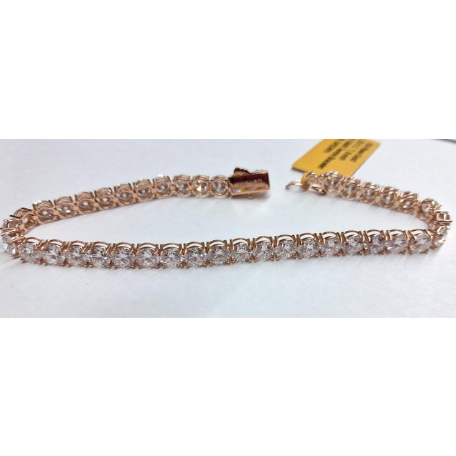 2020s 10k Rose Gold 20-1/2 CTTW Lab-Grown Diamond Tennis Bracelet, 8 In For Sale - Image 5 of 6