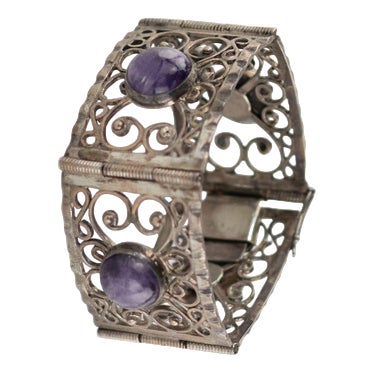 Silver Bracelet with Amethysts, Cabochon Cut. For Sale