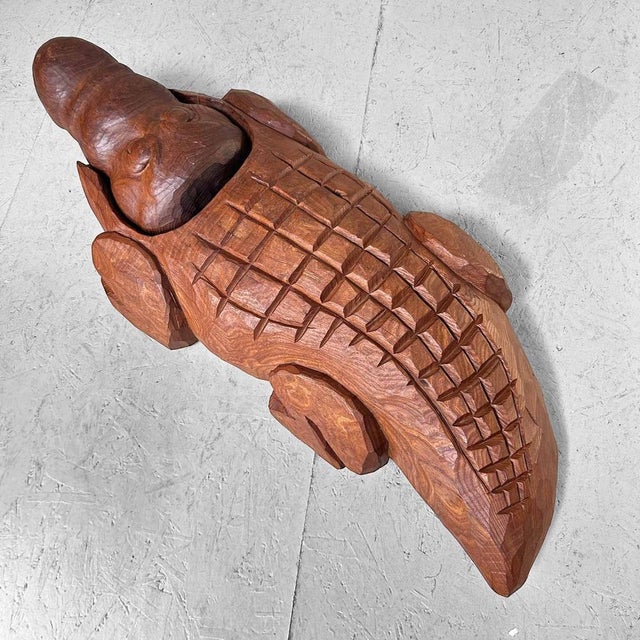 Wood Decorative Crocodile Woodcarving, Japan, 2004 For Sale - Image 7 of 18