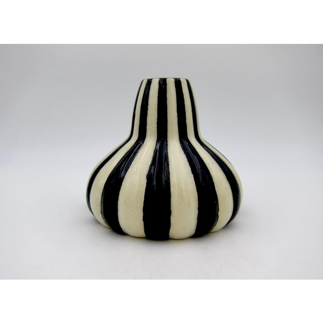 1920s Bauhaus Era Velten Vordamm Art Deco Vase Pair in Black and White For Sale - Image 5 of 12