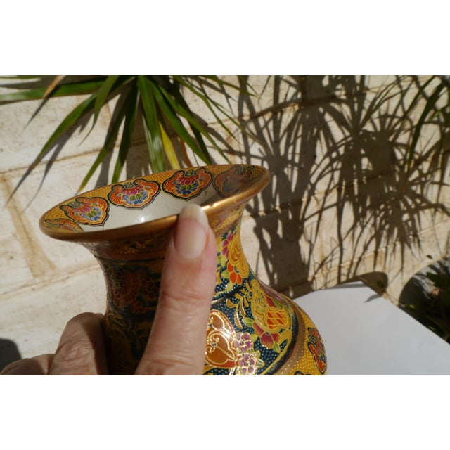 Vintage Royal Satsuma Vase Mountain Scene & Florals Moriage Gold Tone Green For Sale - Image 4 of 12