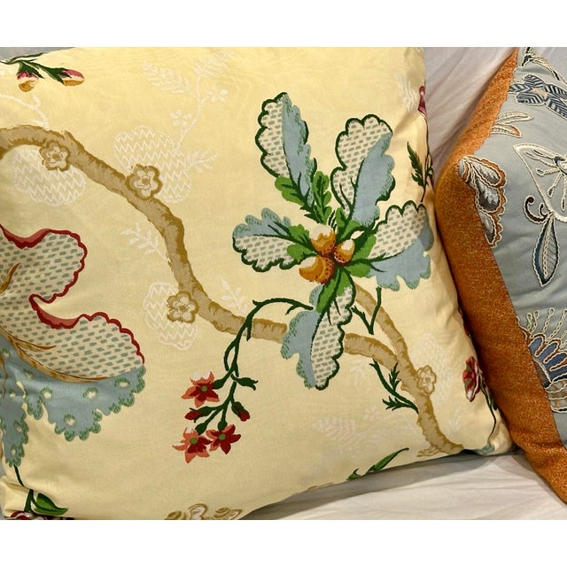 Textile Pair of Custom Designer Throw Pillows – Colefax & Fowler Crewel & Brunschwig & Fils Moiré Silk For Sale - Image 7 of 12