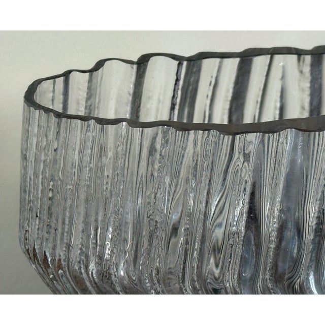 Mid-Century Modern Vintage Martin Freyer for Rosenthal Studio 'Striated Series' Textured Clear Glass Vase Sculptural Modernist Form For Sale - Image 3 of 11