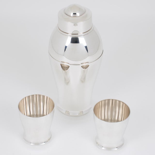 1940s Saint Medard Art Deco Silver Plate Baby Cocktail Shaker and One-shot Glasses - 3 pcs with Case For Sale In Atlanta - Image 6 of 17
