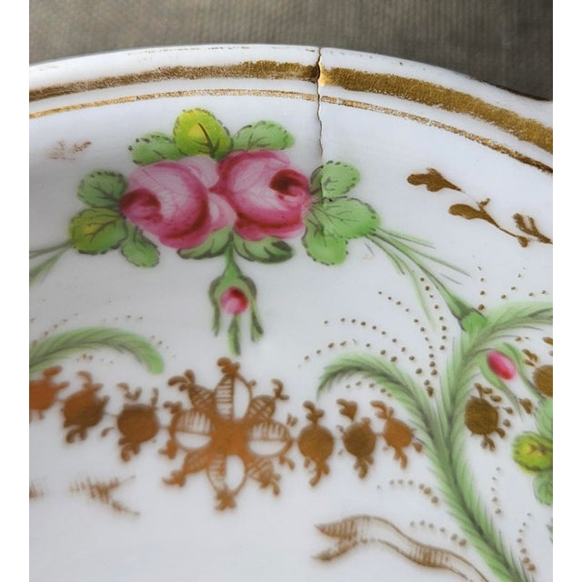 Early 19th Century Old Pairs Porcelain Shell Shapped Bowls - a Pair For Sale - Image 14 of 15