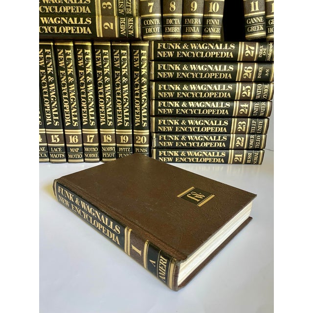Brown 1975 Complete Funk & Wagnalls "New Encyclopedia" 27 Volume Set For Sale - Image 8 of 12
