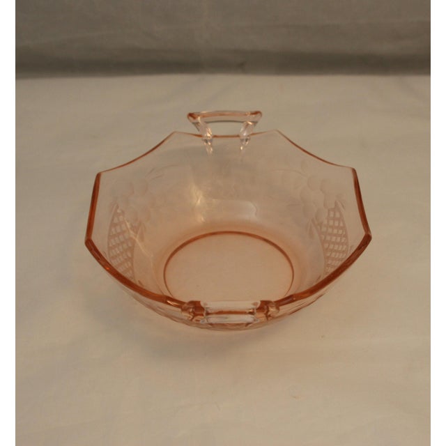 Vintage Elegant Pink Depression Glass Scalloped Lattice & Floral Etched Serving Bowl With Handles For Sale - Image 11 of 13