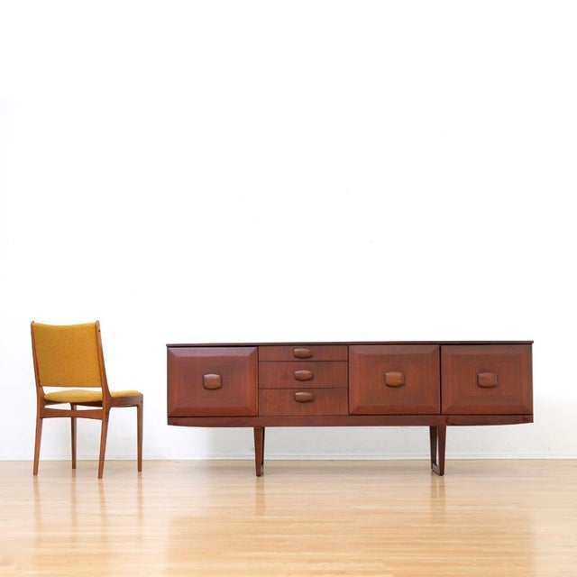 Brown Mid Century Credenza by Beautility Furniture, 1960 For Sale - Image 8 of 10
