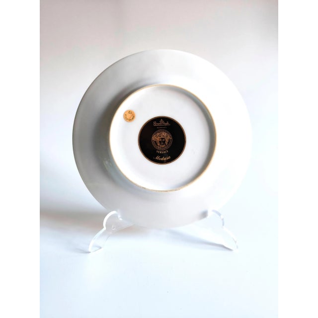 Versace 1990s Rosenthal Meets Versace Porcelain Plate For Sale - Image 4 of 8