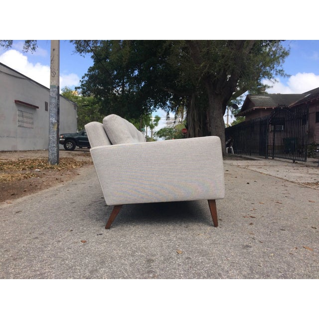 1950s 1950s Mid-Century Modern Sofa in the Style of Paul McCobb For Sale - Image 5 of 11