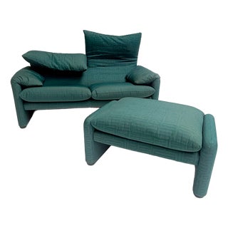 Maralunga Sofa with Ottoman by Vico Magistretti for Cassina, 1970s, Set of 2 For Sale