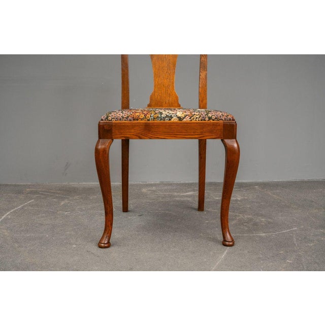 20th Century Art Nouveau Chairs in Oak, Set of 4 For Sale - Image 17 of 18